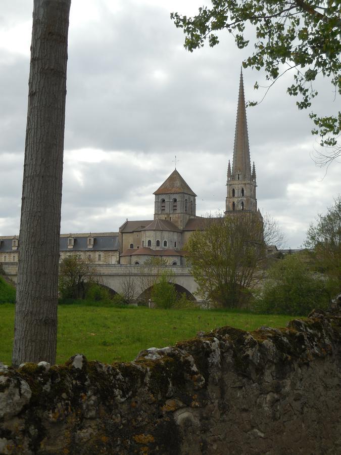 Hotel De L'Abbaye Saint-Savin  Exterior photo